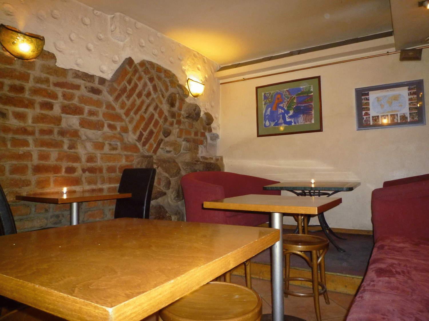 فروتسواف Academus Pub & Guest House المظهر الخارجي الصورة